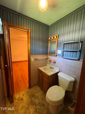 1159 V I Ranch Road, Bristol, TN 37620