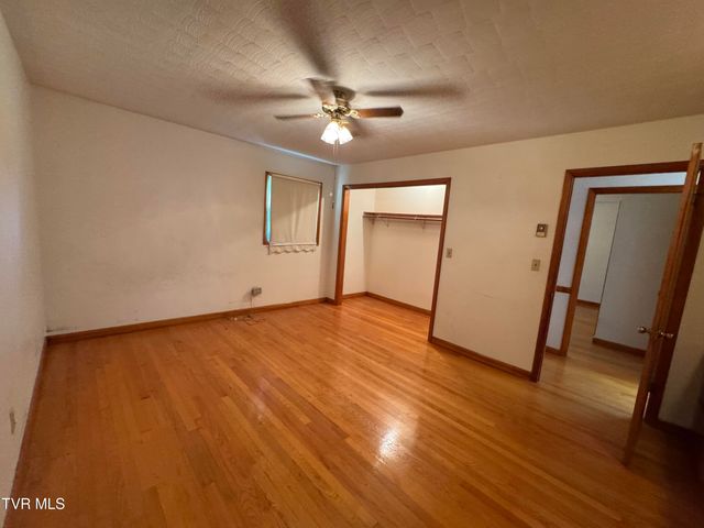 1159 V I Ranch Road, Bristol, TN 37620