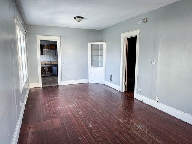 61 Weaver Street, Rochester, NY 14621