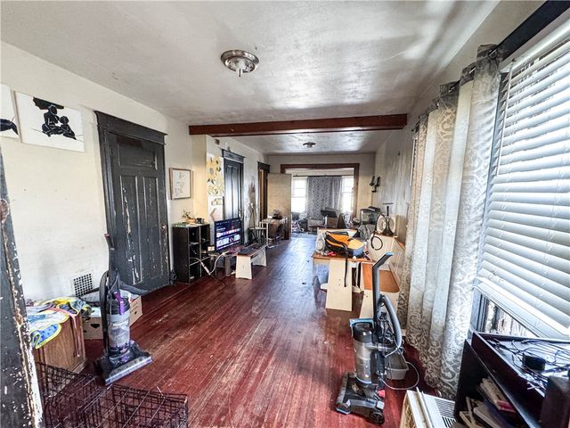 61 Weaver Street, Rochester, NY 14621