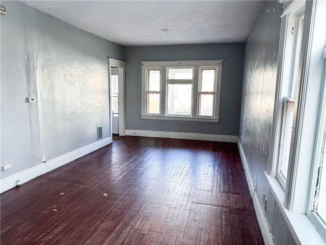 61 Weaver Street, Rochester, NY 14621