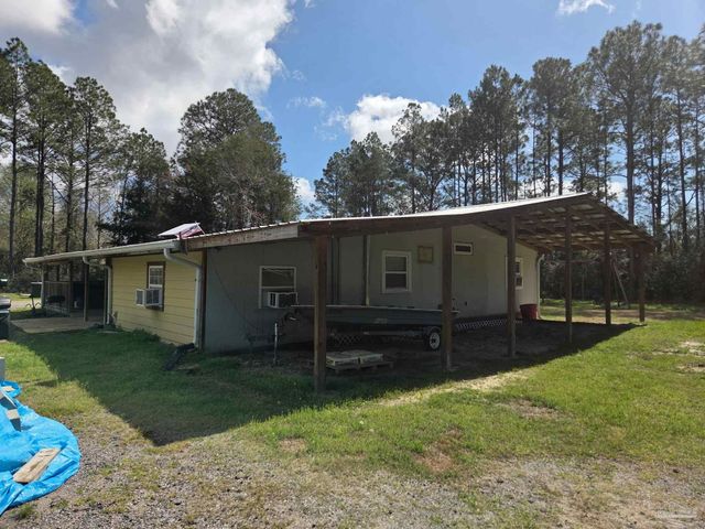 7582 John Matthews Rd, Milton, FL 32583
