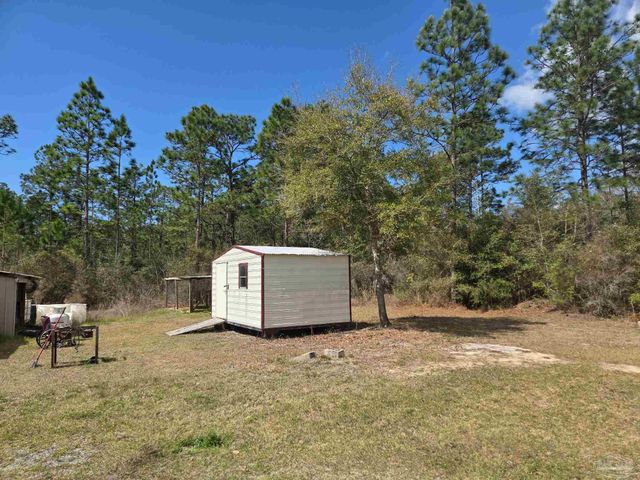 7582 John Matthews Rd, Milton, FL 32583