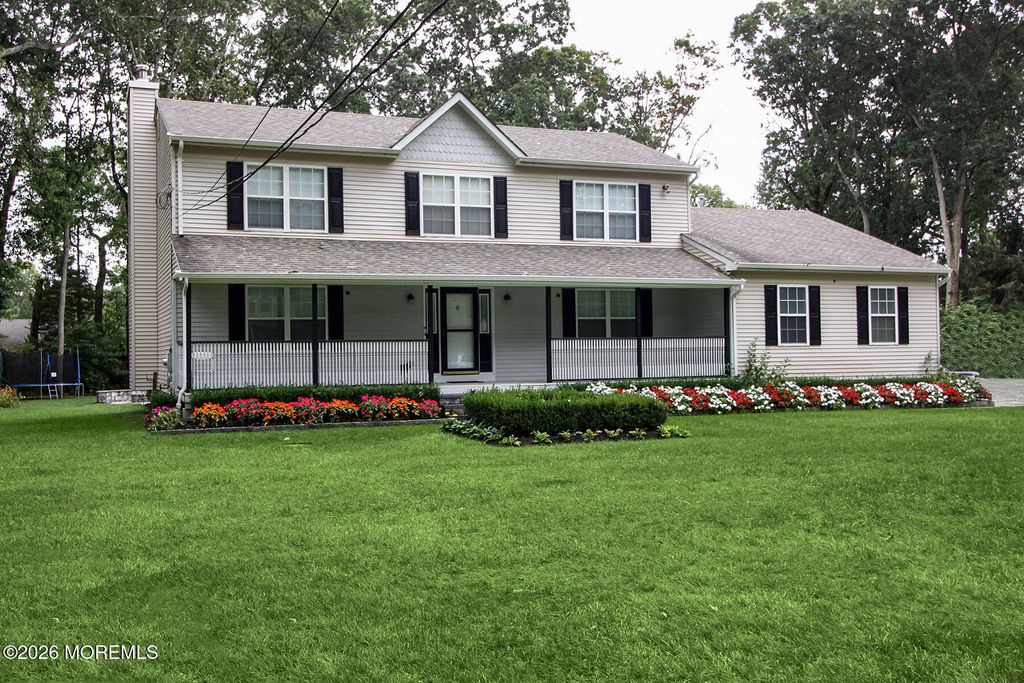 25 Shenandoah Avenue, Manchester, NJ 08759
