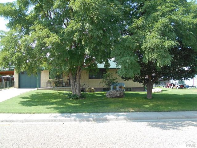 404 Holly Ave, Swink, CO 81077
