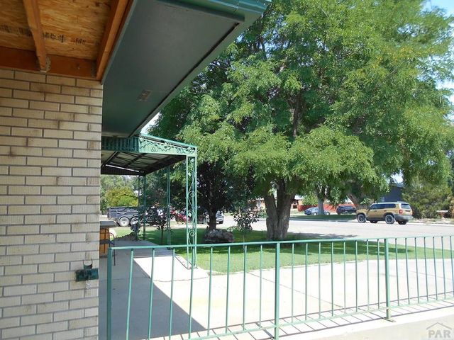 404 Holly Ave, Swink, CO 81077