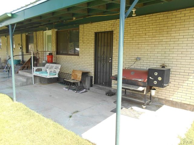 404 Holly Ave, Swink, CO 81077