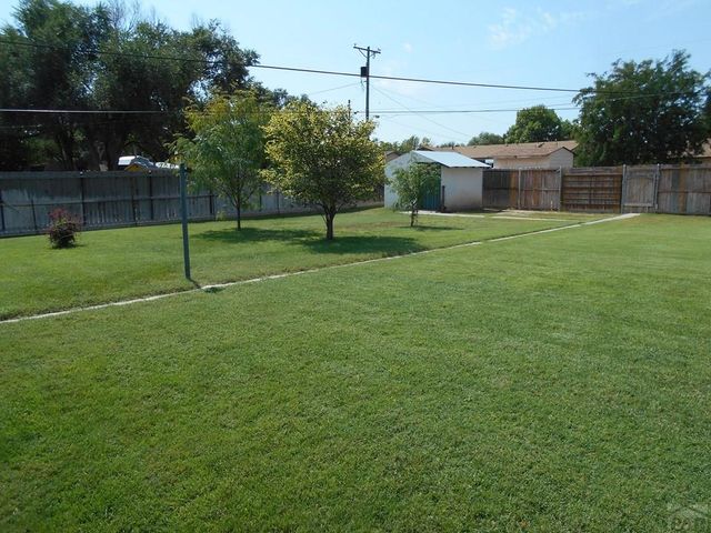 404 Holly Ave, Swink, CO 81077