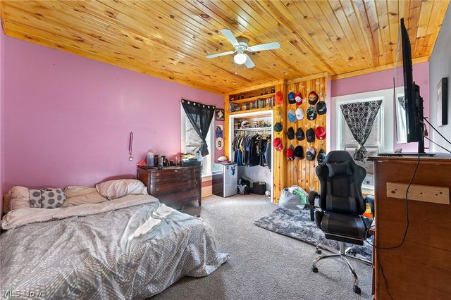 604 W Lincoln Way, Lisbon, OH 44432