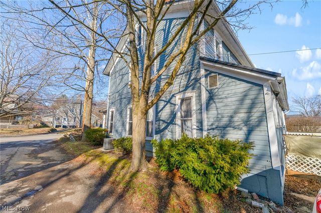 604 W Lincoln Way, Lisbon, OH 44432