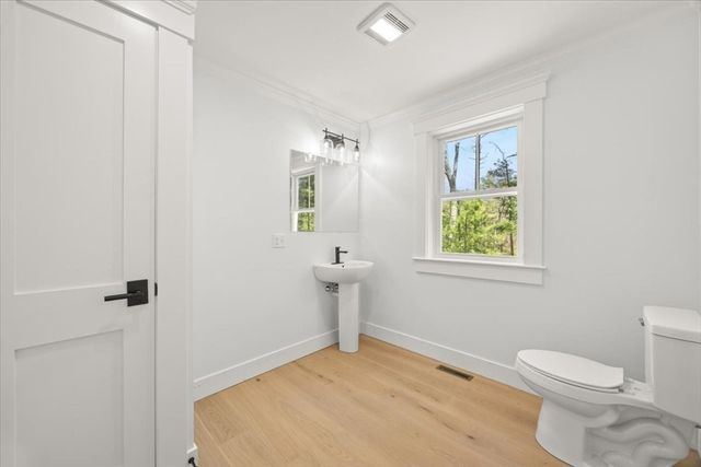 25 Lynn St, Marshfield, MA 02050