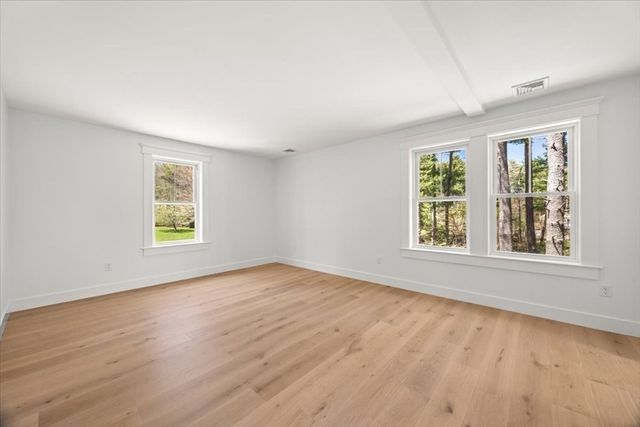 25 Lynn St, Marshfield, MA 02050