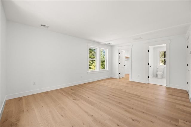 25 Lynn St, Marshfield, MA 02050