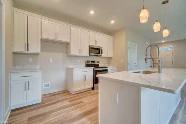 515 Buckroe AVE, Hampton, VA 23664