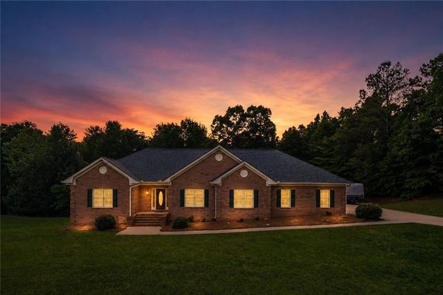 604 Clearwater Court, Mcdonough, GA 30252