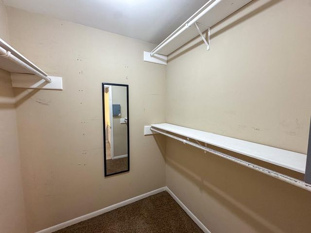 18 Sutterfield Lane, Huntsville, TX 77320