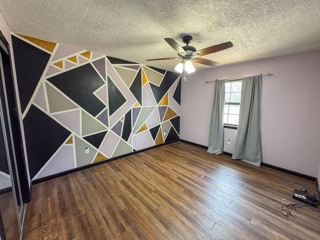 18 Sutterfield Lane, Huntsville, TX 77320