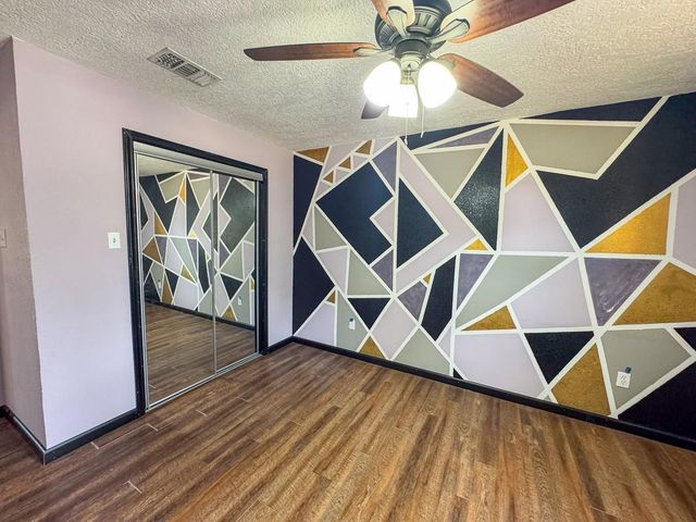 18 Sutterfield Lane, Huntsville, TX 77320