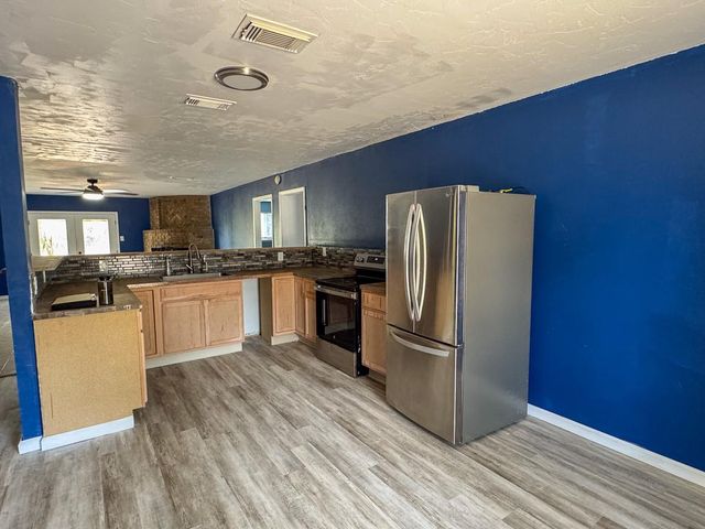 18 Sutterfield Lane, Huntsville, TX 77320