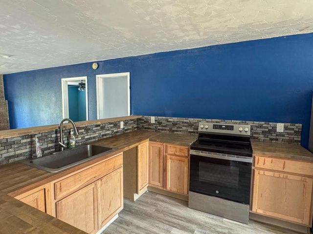 18 Sutterfield Lane, Huntsville, TX 77320