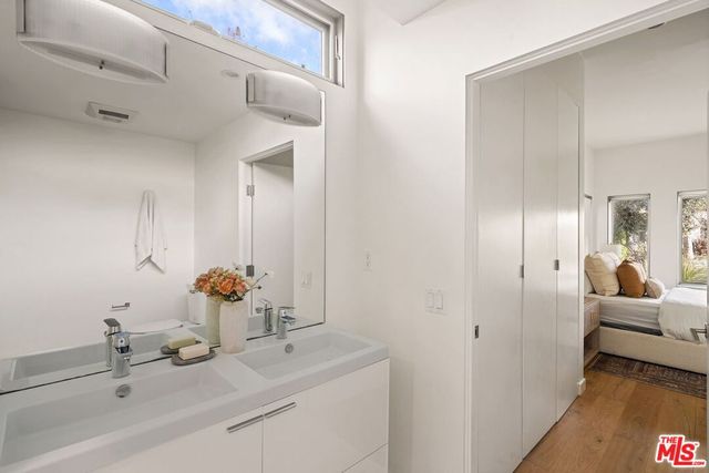 753 N Orange Drive, Los Angeles, CA 90038