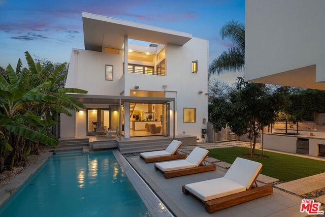 753 N Orange Drive, Los Angeles, CA 90038