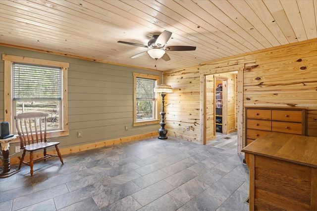 8863 S EVANS AVENUE, Inverness, FL 34452