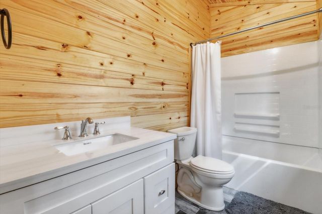 8863 S EVANS AVENUE, Inverness, FL 34452