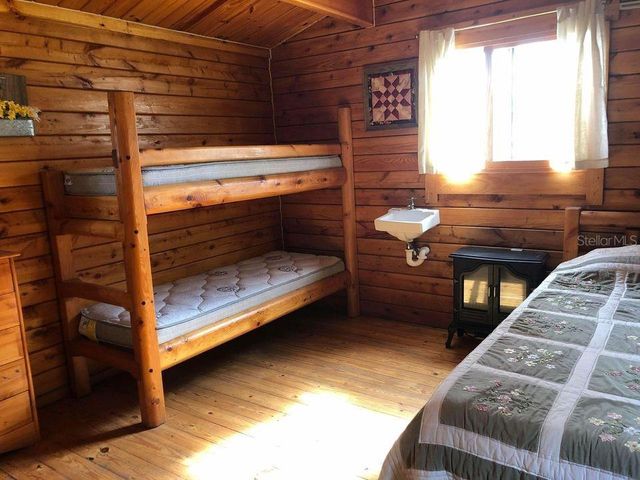 8863 S EVANS AVENUE, Inverness, FL 34452