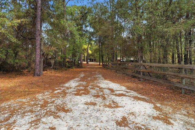 8863 S EVANS AVENUE, Inverness, FL 34452