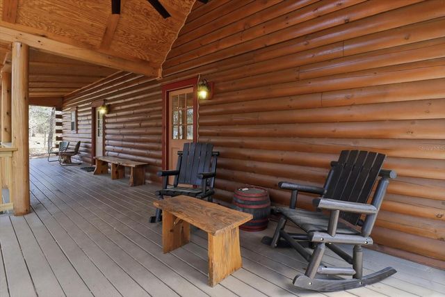 8863 S EVANS AVENUE, Inverness, FL 34452