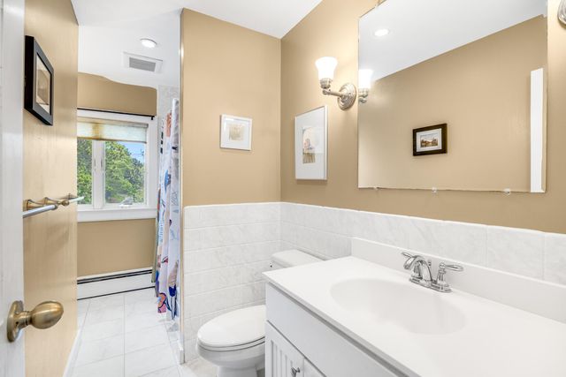 777 Commercial Street, Provincetown, MA 02657