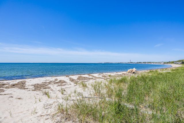 777 Commercial Street, Provincetown, MA 02657