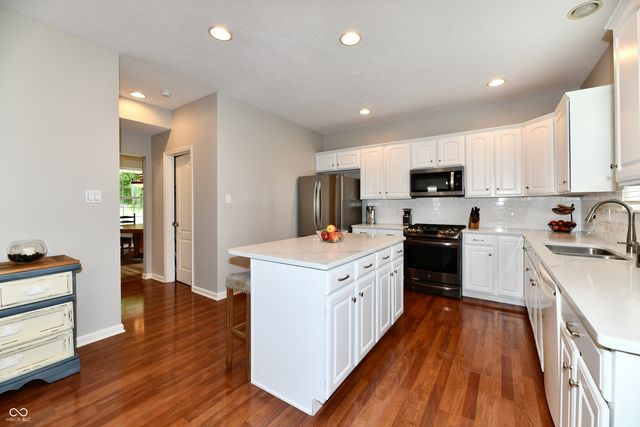 13472 Lorenzo Boulevard, Carmel, IN 46074