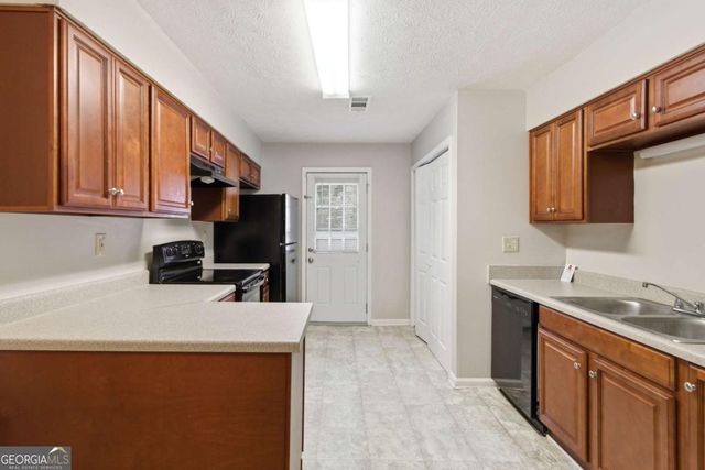 318 Freeport Unit 318 & 320, Lawrenceville, GA 30046
