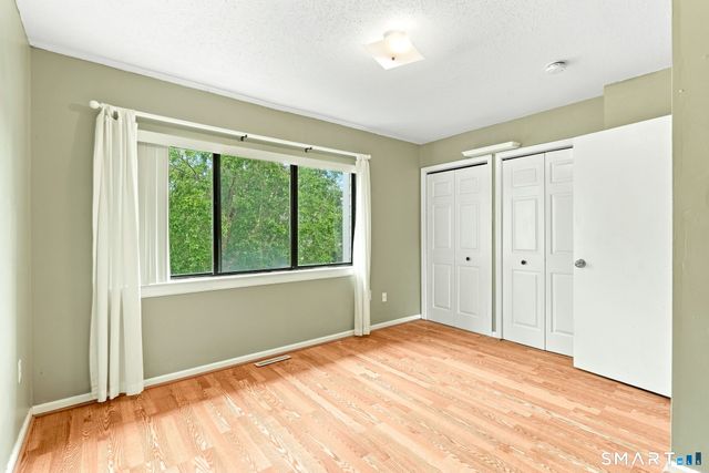 255 Monticello Drive 255, Branford, CT 06405