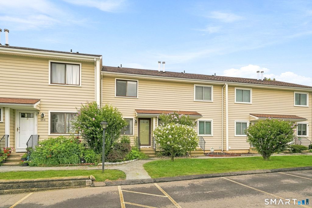 255 Monticello Drive 255, Branford, CT 06405