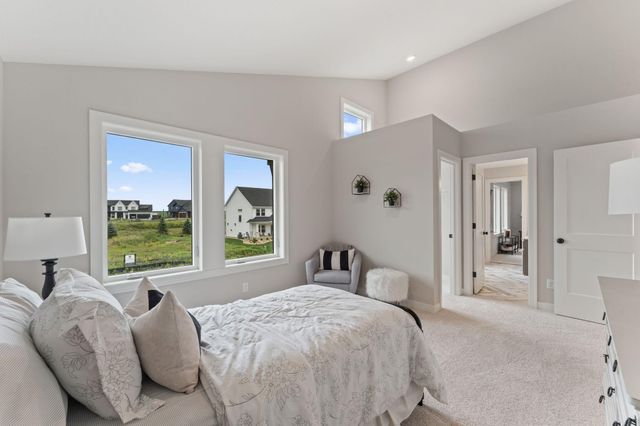 8030 196th Street W, Lakeville, MN 55044