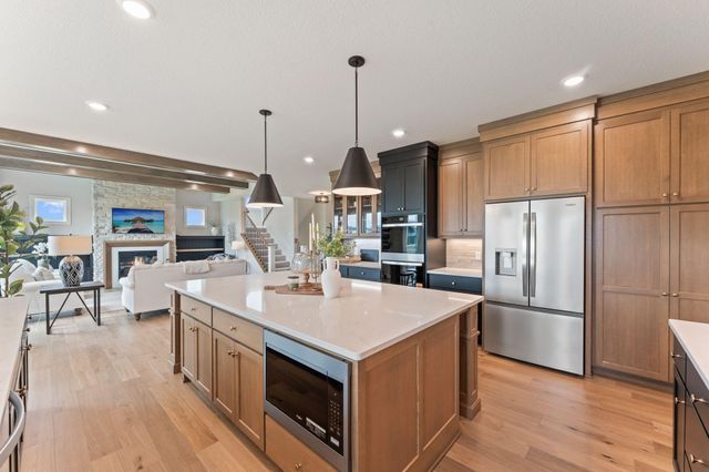 8030 196th Street W, Lakeville, MN 55044