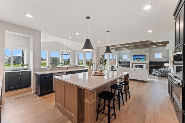 8030 196th Street W, Lakeville, MN 55044