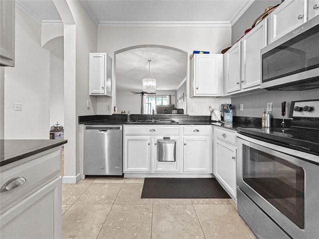 18141 NASSAU POINT DRIVE, Tampa, FL 33647