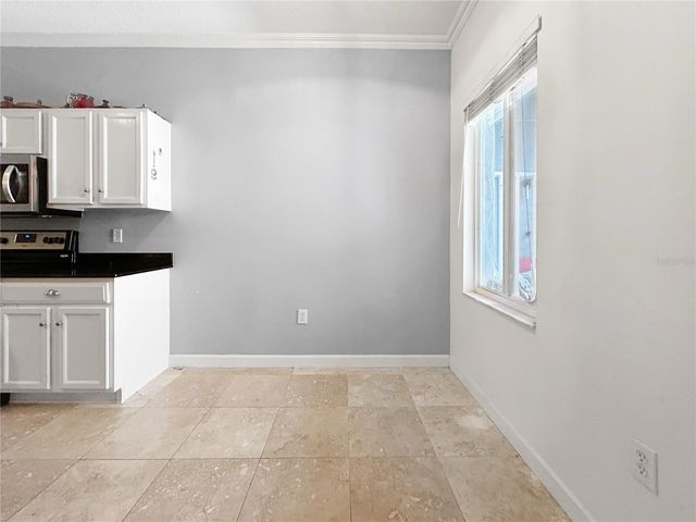 18141 NASSAU POINT DRIVE, Tampa, FL 33647