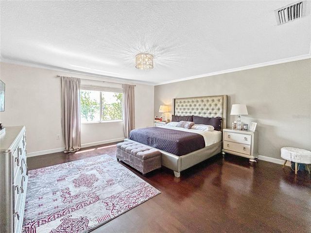 18141 NASSAU POINT DRIVE, Tampa, FL 33647