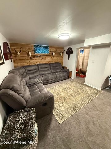 514 W Riverside Ave, Kellogg, ID 83837