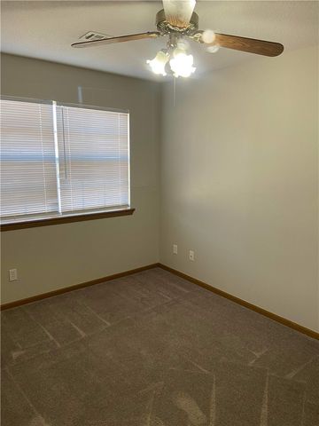 801 E 1st Street 801, 803, 805, 807, Gentry, AR 72734