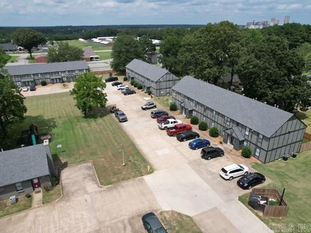 1906 W Matthews Avenue, Jonesboro, AR 72401