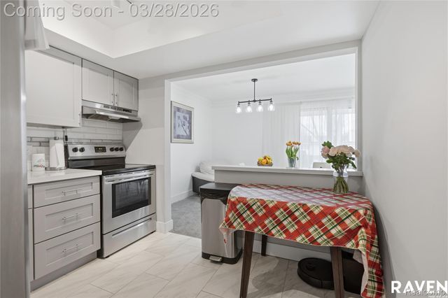 42450 Sheldon Place 212, Clinton Charter Township, MI 48038