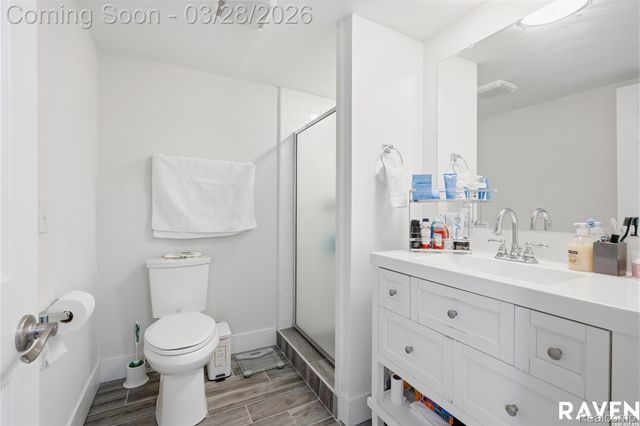 42450 Sheldon Place 212, Clinton Charter Township, MI 48038