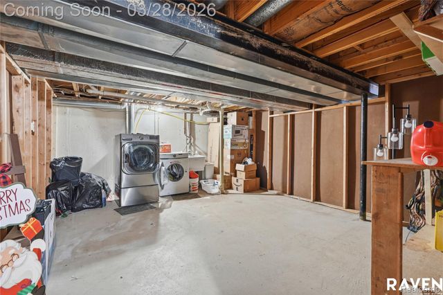 42450 Sheldon Place 212, Clinton Charter Township, MI 48038