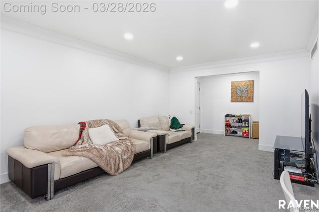 42450 Sheldon Place 212, Clinton Charter Township, MI 48038